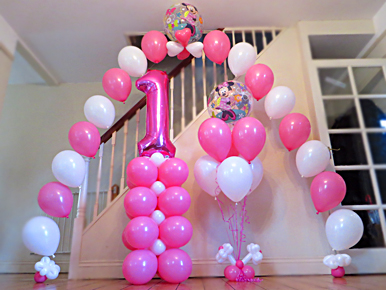 Minnie Mouse balloon decor