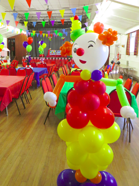 Giant balloon clown