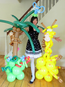 Jungle party balloons